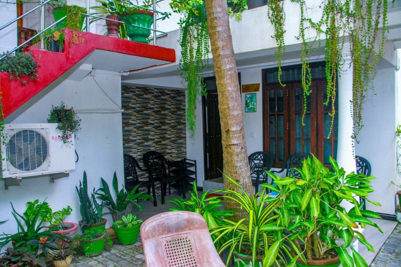 Sigiri Tarushan Home Stay Sigiriya Exterior foto
